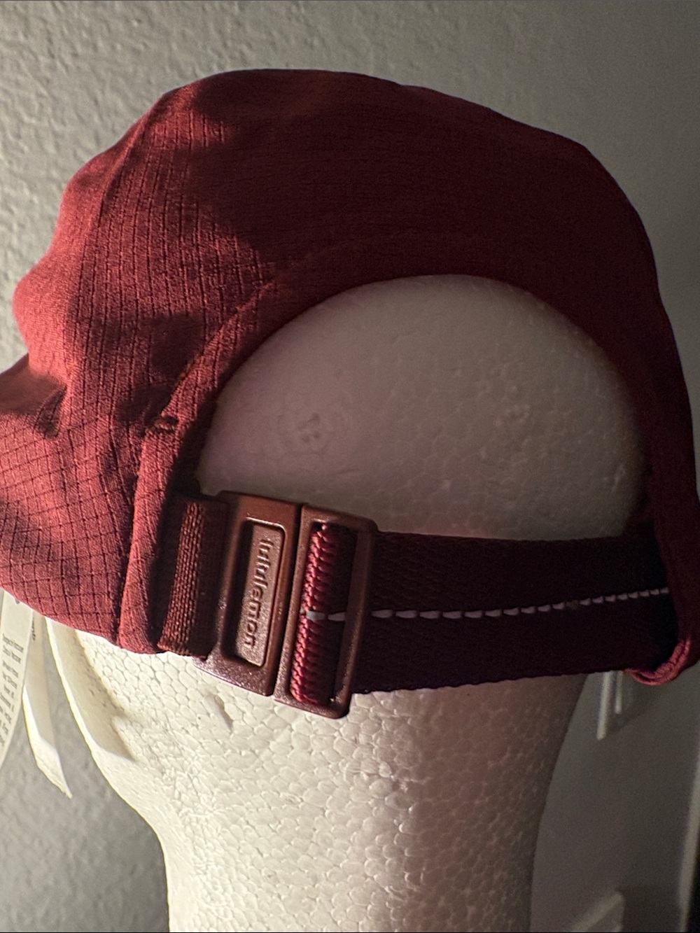 LULULEMON FAST AND
FREE RUNNING HAT.. - Picture 3 of 5